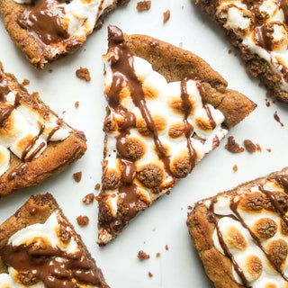 s'mores cookie pizza