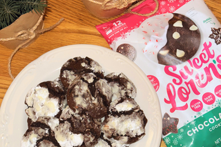 Chocolate Crinkle Cookies