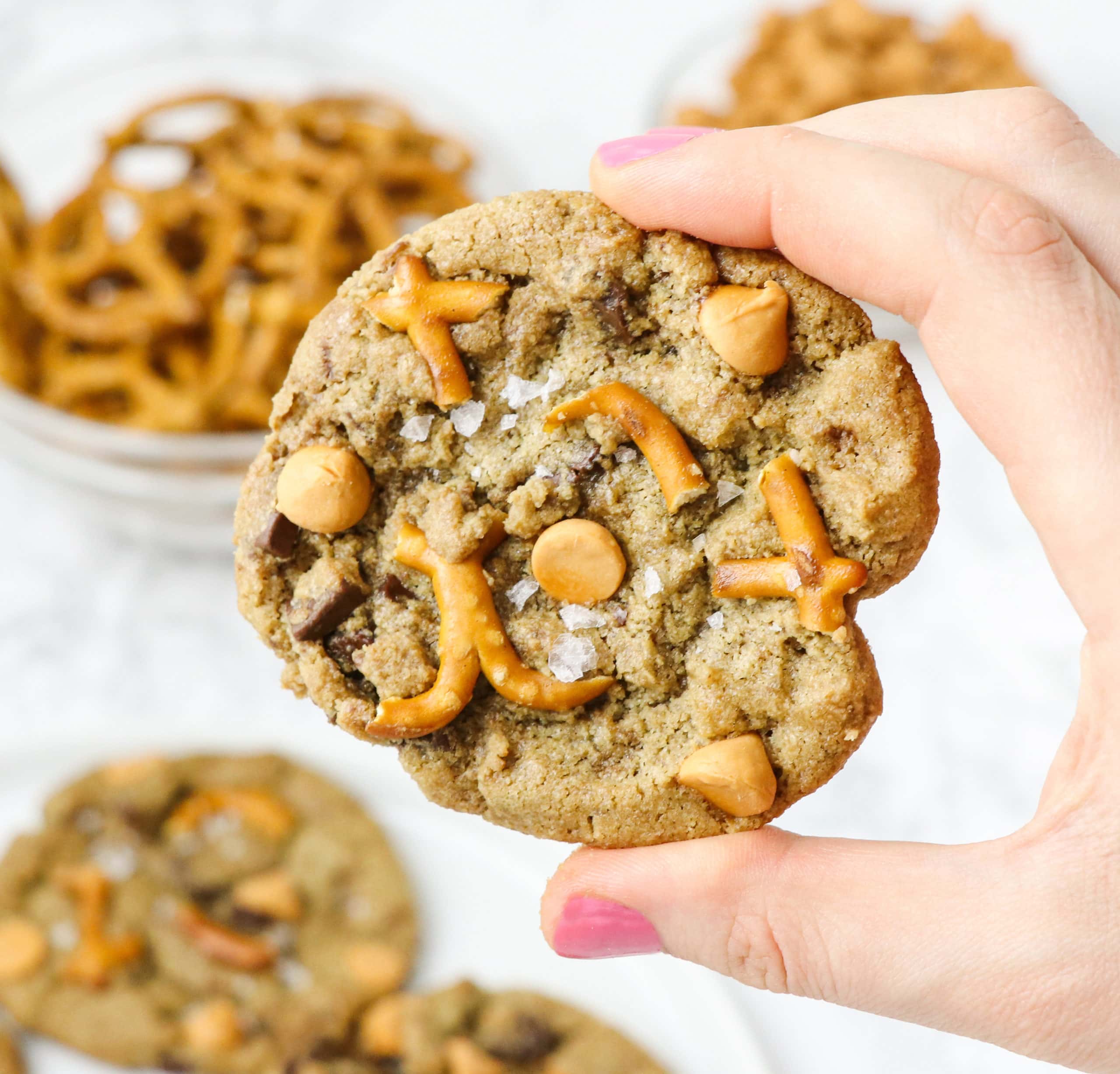 Butterscotch Pretzel Cookies Easy Recipes Sweet Loren S   IMG 6446 Scaled 